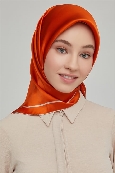 Armine Sura İpek Eşarp 21Ka8668 54
