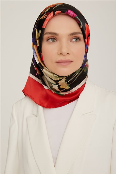 Armine Sura İpek Eşarp 22Ka8831 08