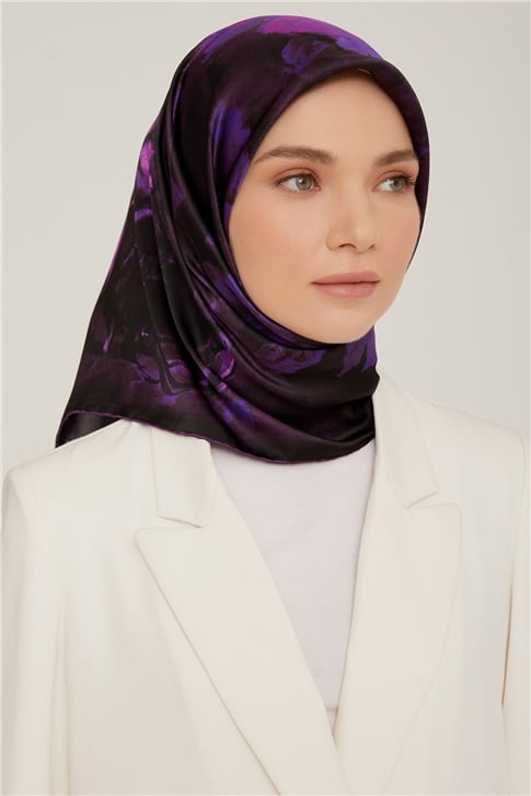 Armine Sura İpek Eşarp 22Ka8847 04