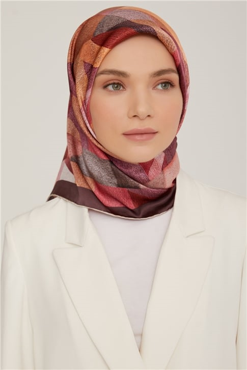 Armine Sura İpek Eşarp 22Ka8848 01