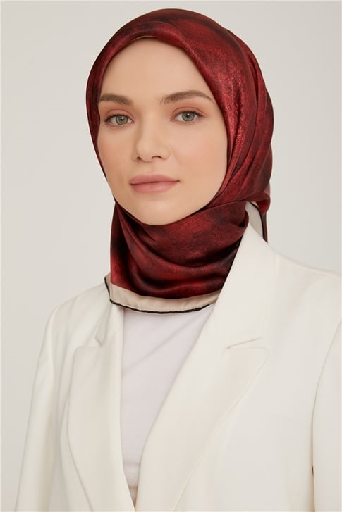 Armine Sura İpek Eşarp 22Ka8849 02