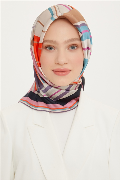 Armine Sura İpek Eşarp 22Ya8704 06