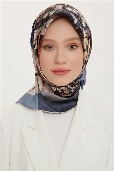 Armine Sura İpek Eşarp 22Ya8707 04