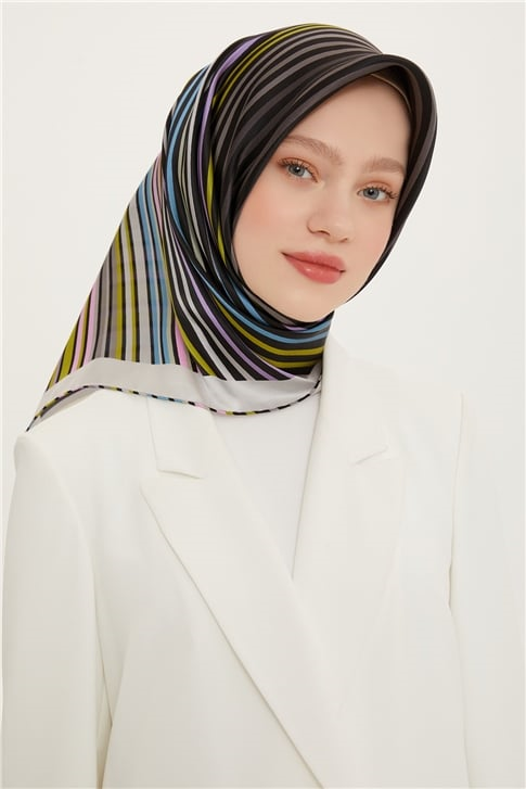 Armine Sura İpek Eşarp 22Ya8731 05