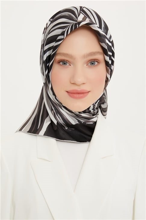 Armine Sura İpek Eşarp 22Ya8757 05