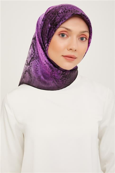 Armine Sura İpek Eşarp 23Ka9032 31 34