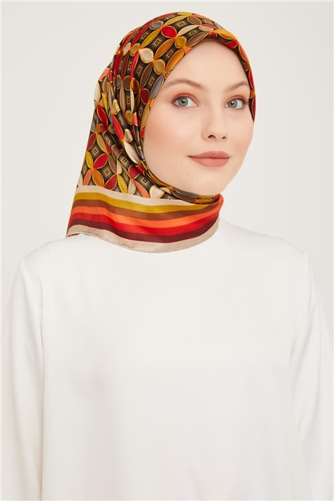 Armine Sura İpek Eşarp 23Ka9036 5 02