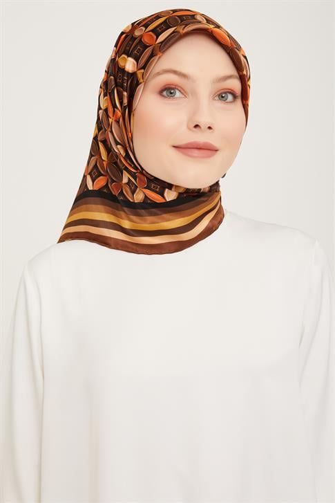 Armine Sura İpek Eşarp 23Ka9036 5 57