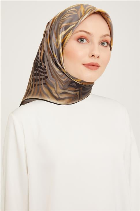 Armine Sura İpek Eşarp 23Ka9038 31