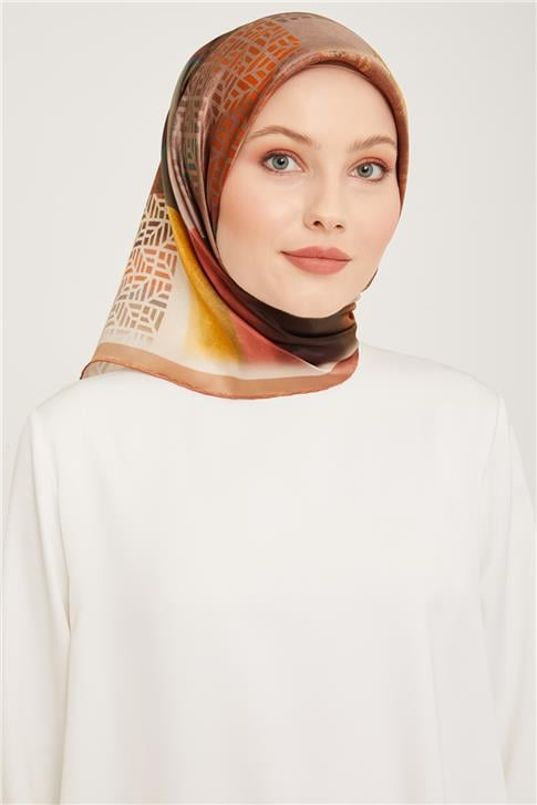 Armine Sura İpek Eşarp 23Ka9044 04