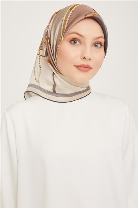 Armine Sura İpek Eşarp 23Ka9046 05