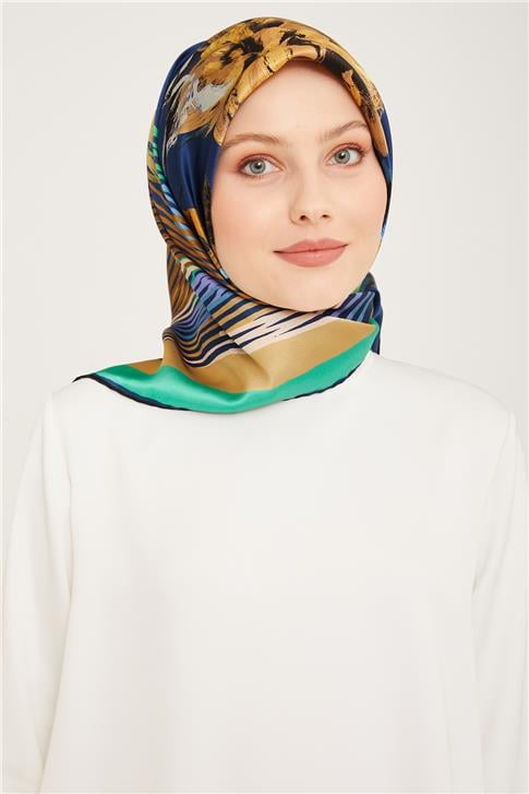 Armine Sura İpek Eşarp 23Ka9047 52 36