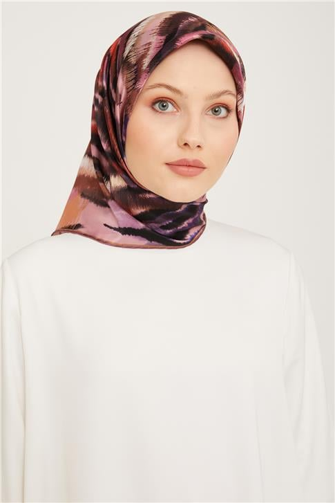 Armine Sura İpek Eşarp 23Ka9049 01