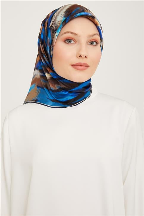 Armine Sura İpek Eşarp 23Ka9049 04