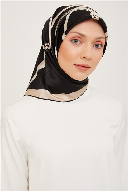 Armine Sura İpek Eşarp 23Ka9059 03