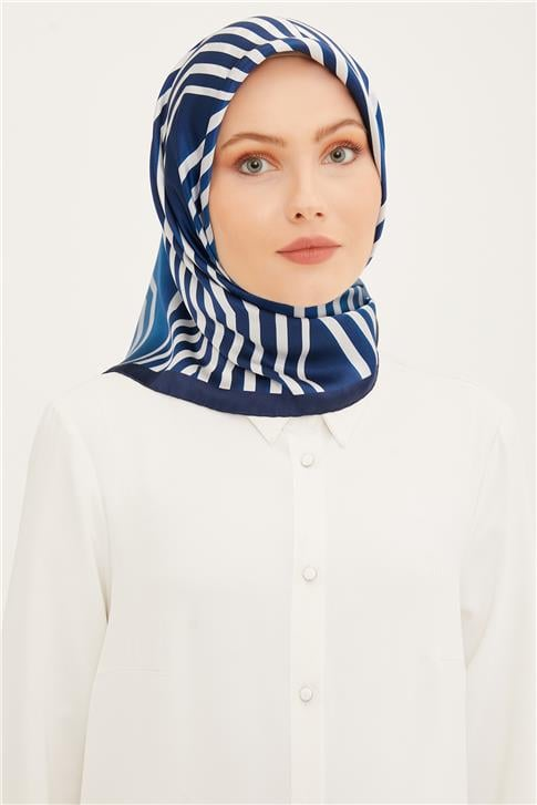 Armine Sura İpek Eşarp 23Ya8905 36