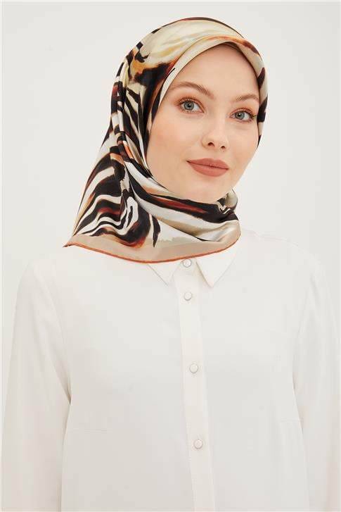 Armine Sura İpek Eşarp 23Ya8929 04