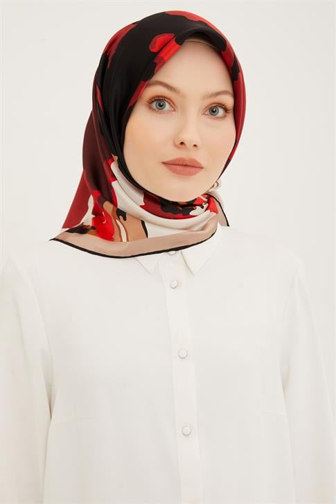 Armine Sura İpek Eşarp 23Ya8935 02