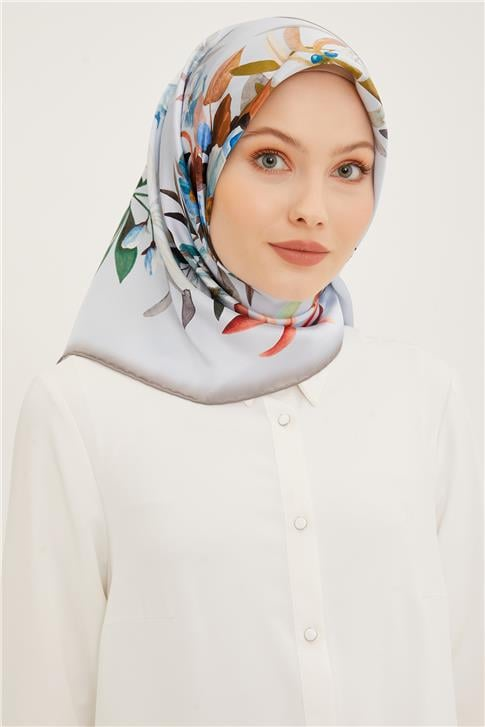 Armine Sura İpek Eşarp 23Ya8941 02