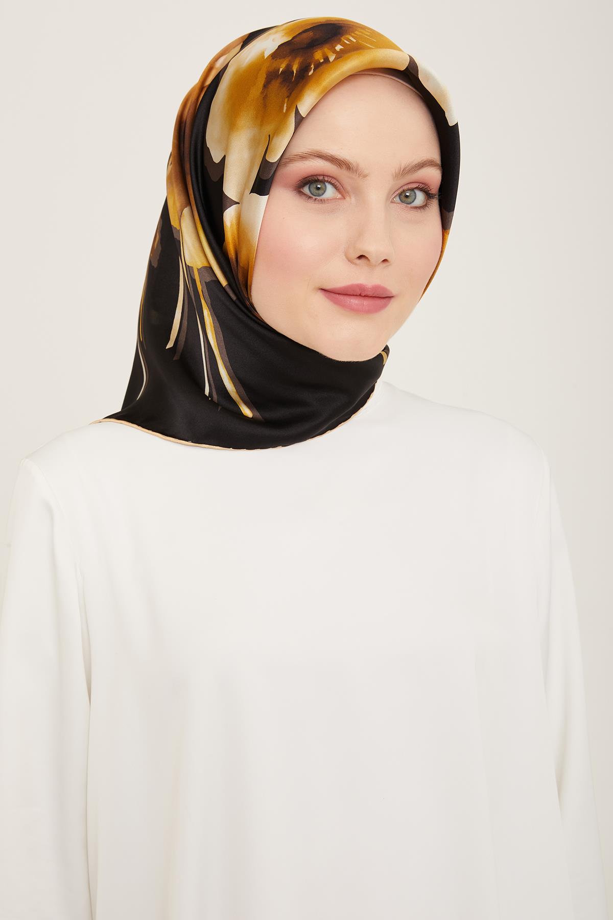 Armine Sura İpek Eşarp 9105-36