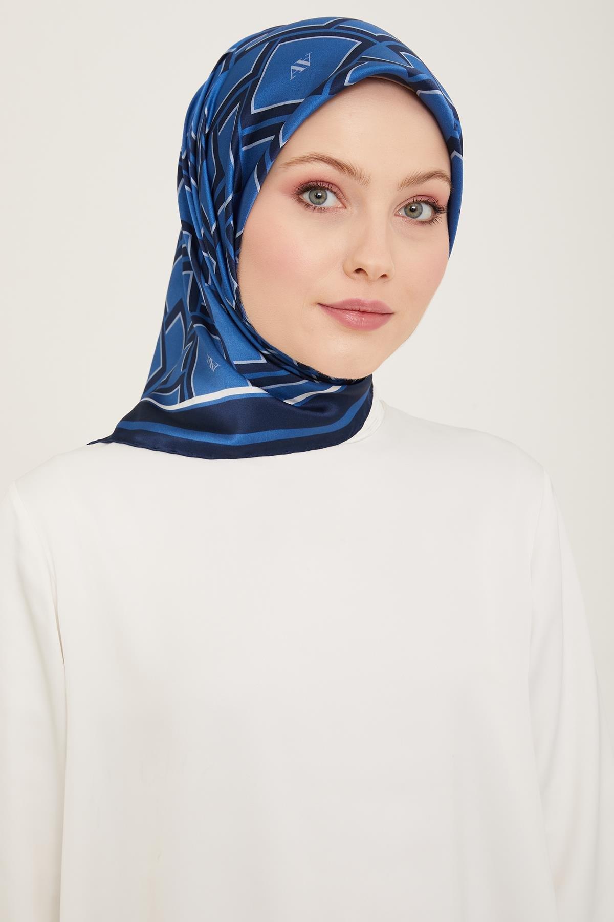 Armine Sura İpek Eşarp 9132-33