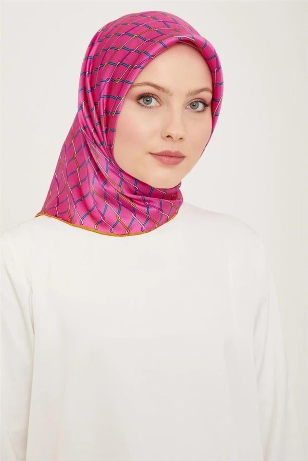 Armine Sura İpek Eşarp 9152-07