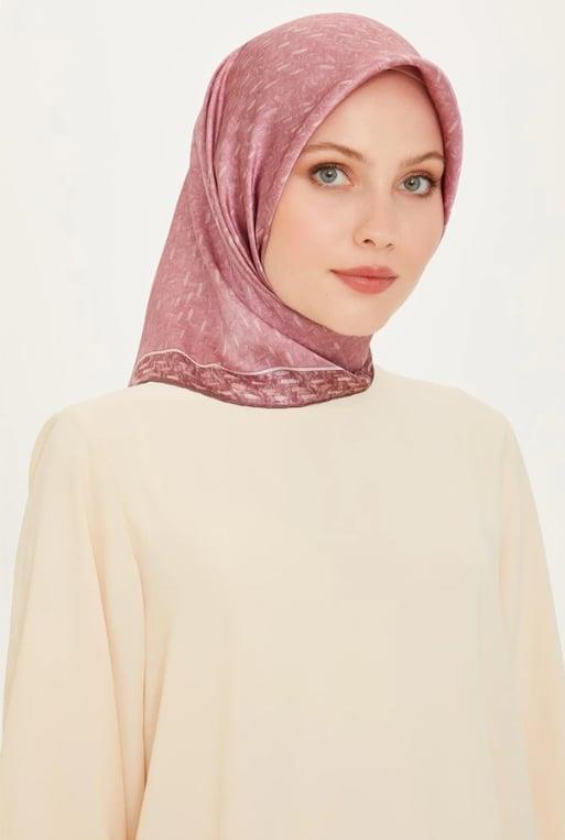 Armine Sura İpek Eşarp 9230-31