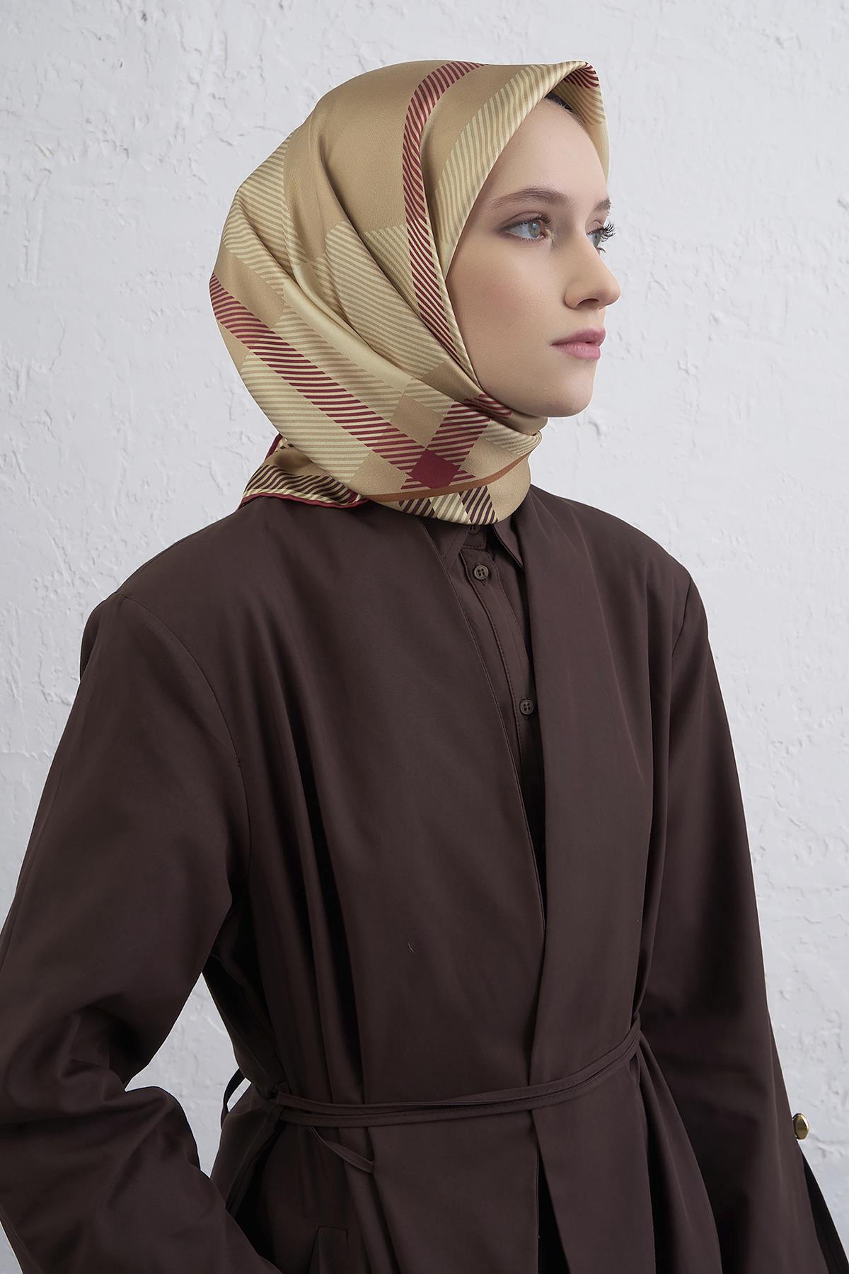 Armine Sura İpek Eşarp 9418-05