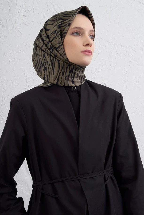 Armine Sura İpek Eşarp 9435-40