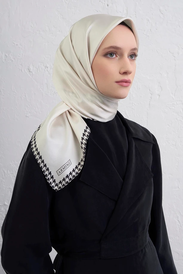 Armine Sura İpek Eşarp 9443-03