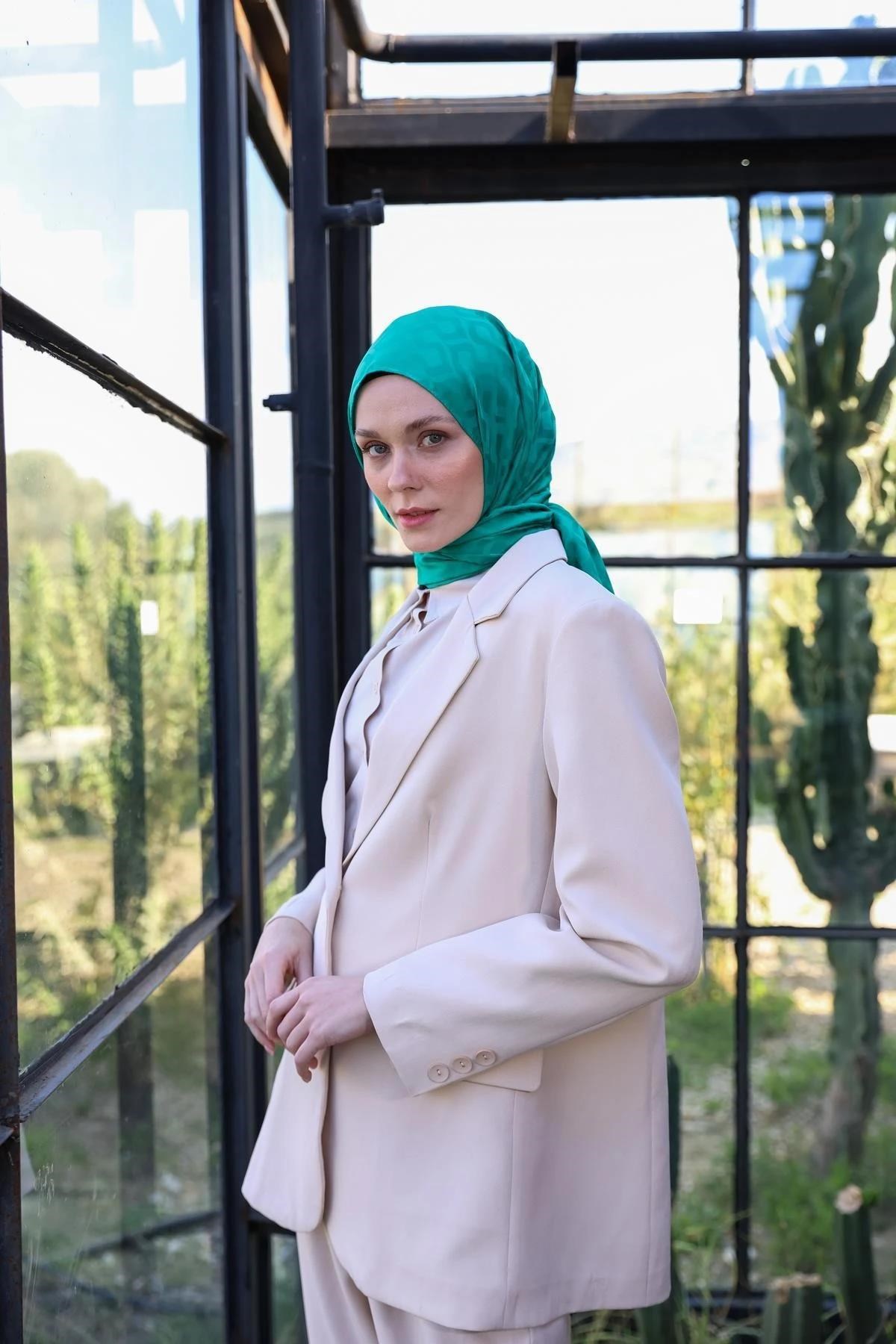 Damla Desen İpeksi Jakar Şal Irmak Yeşili 9012-20