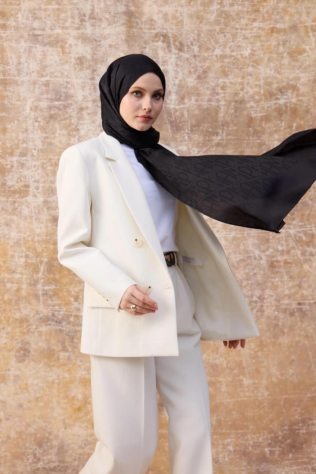 Fall Winter İpeksi Jakar Şal Siyah 9020-06