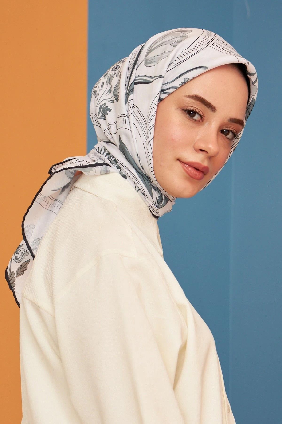 Firethorn Siyah Beyaz Pamuk Viskon Eşarp Modeli