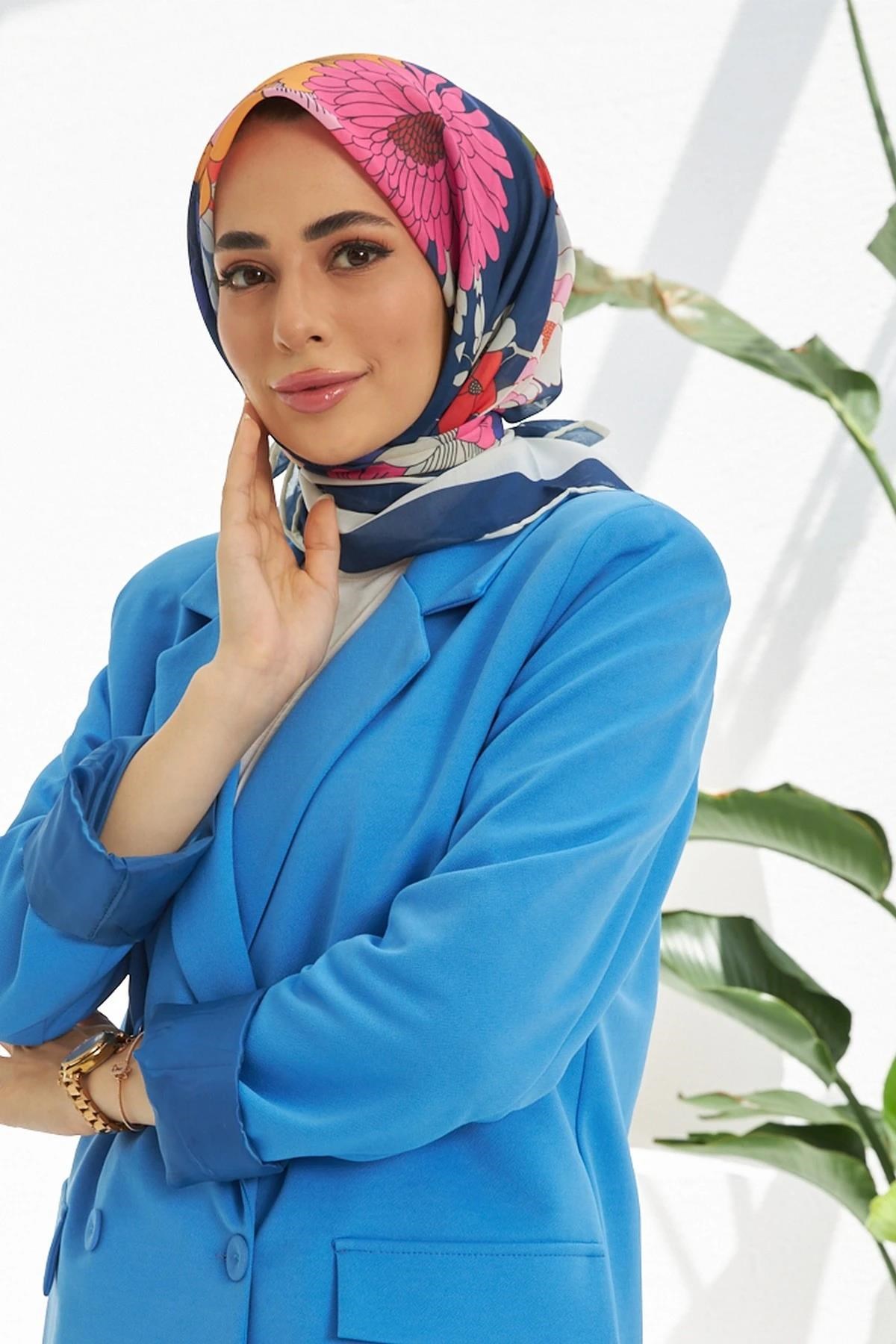 Hazal Lacivert Pamuk Viskon Eşarp