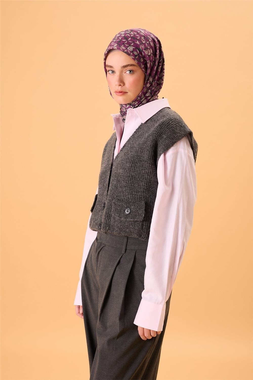 İnce Pamuk Soft Eşarp Antrasit Violet Bej Krem Desenli Kaymaz Dokulu Tok Duruşlu 90x90