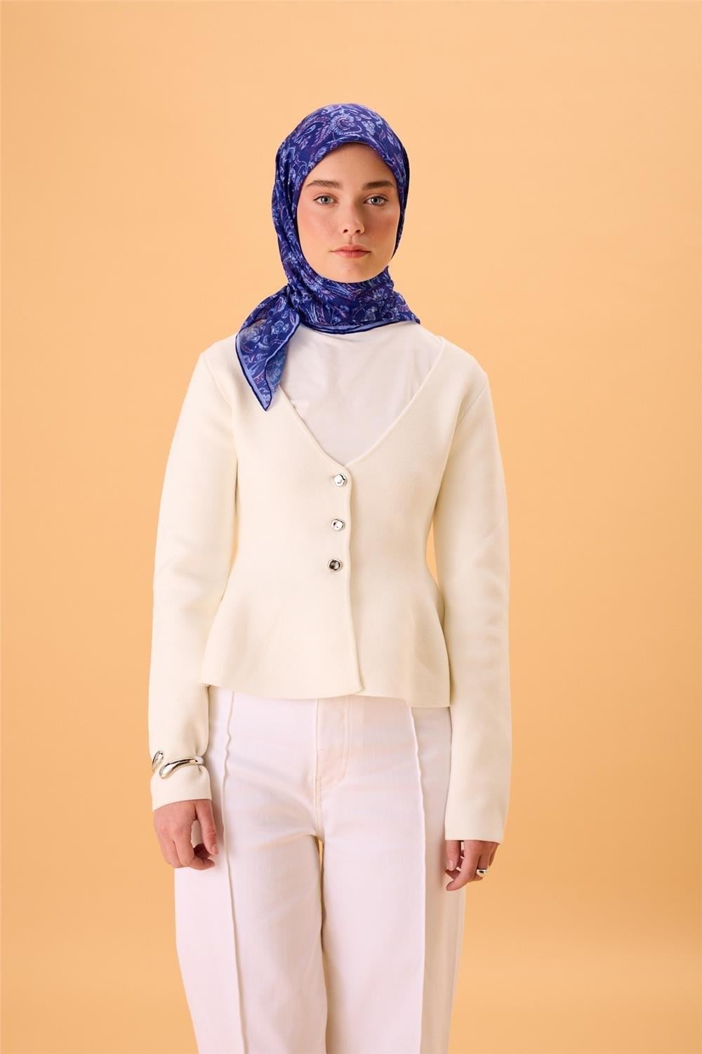 İnce Pamuk Soft Eşarp Morcivert-Lila Desenli Tok Duruşlu 90x90