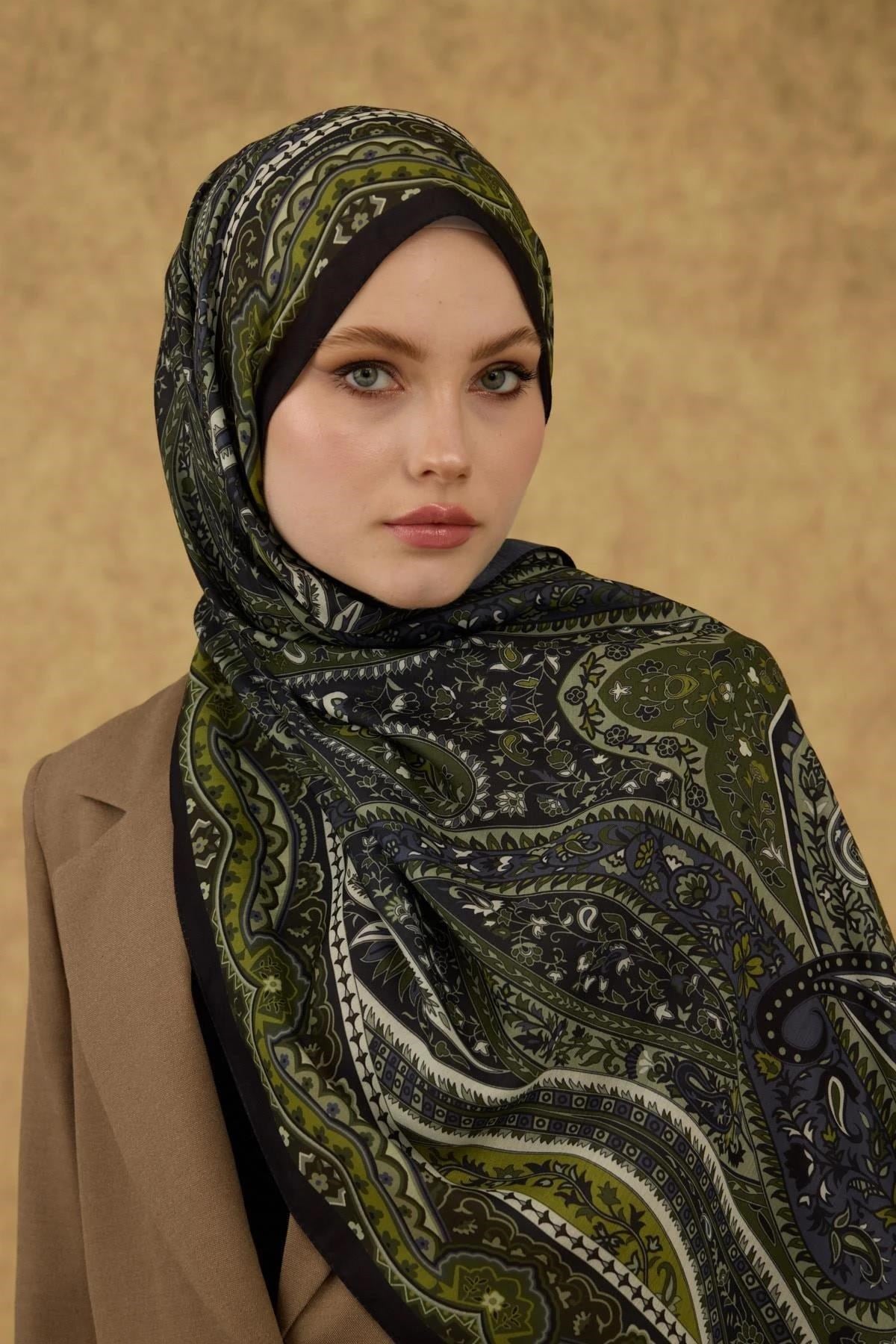 İpekhan Soft Şal Siyah Yeşil 3053-18