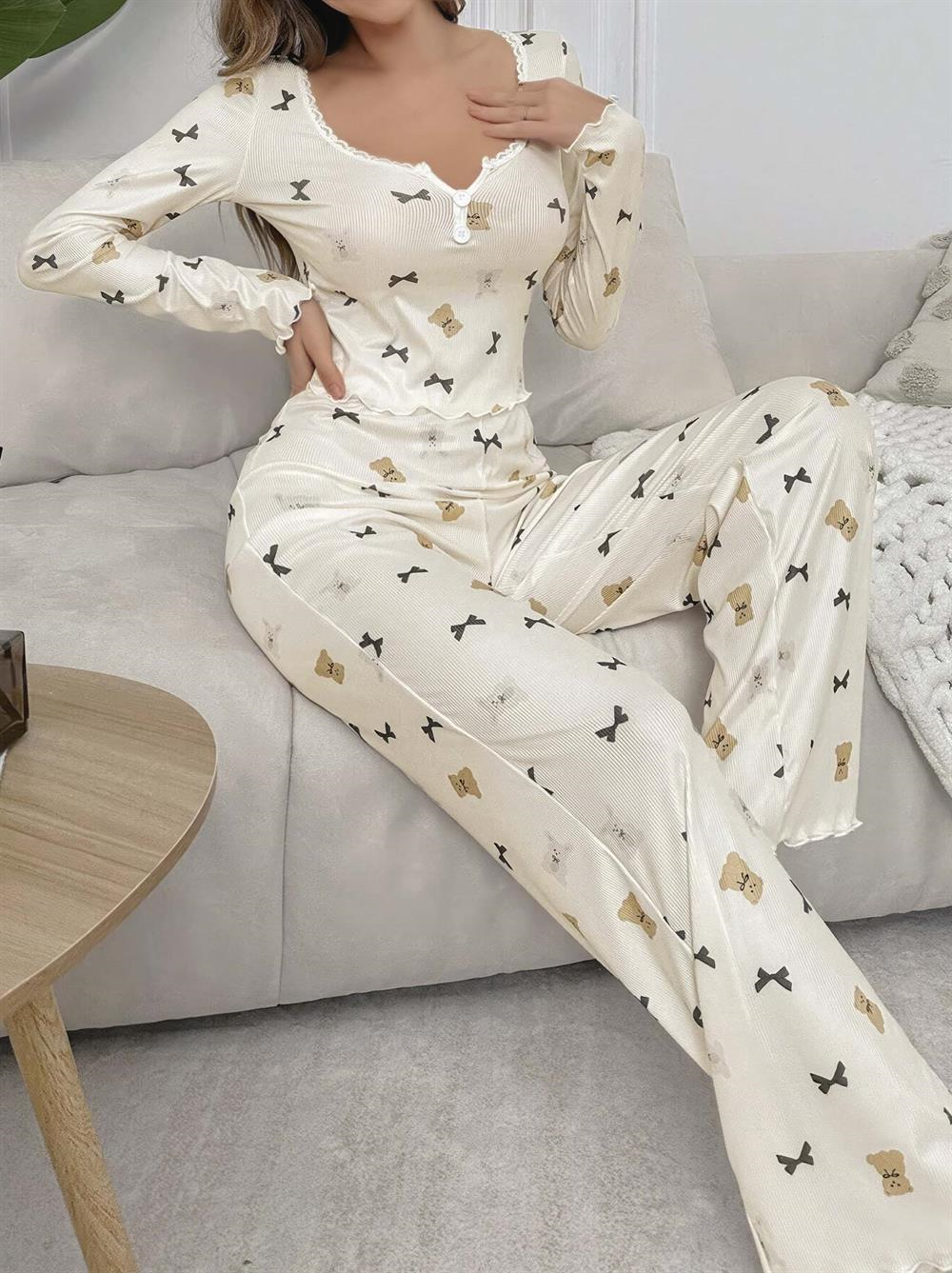 Kadın Ekru Ayıcık ve Fiyonk Desenli Yumuşak Pamuklu Uzun Pijama Takımı 5129