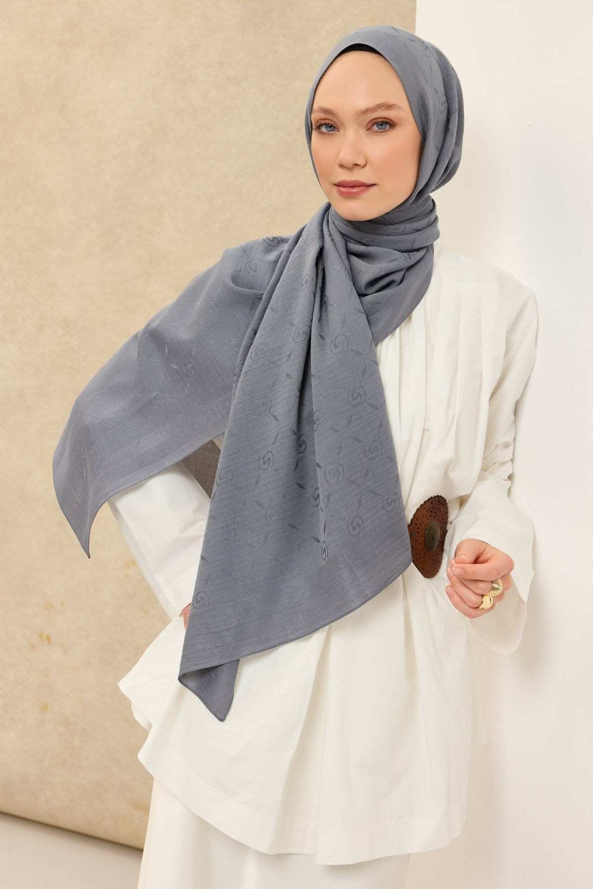 Naia Pamuk Şal Maxi Monogram Füme