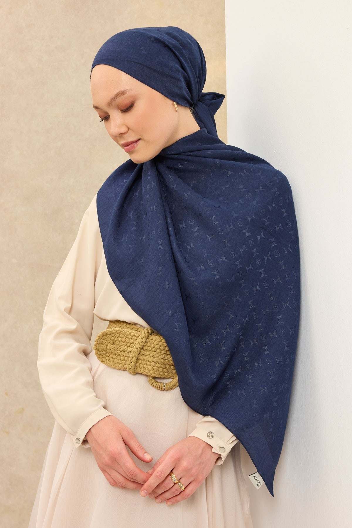 Naia Pamuk Şal Mini Monogram Lacivert