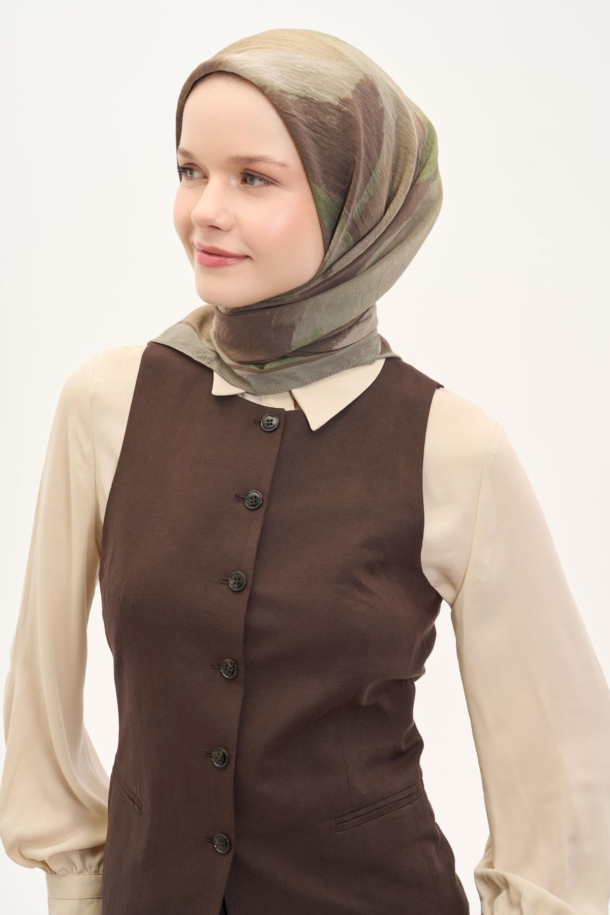 Olinda İpek Karışımlı Eşarp Soyut Desen Küf Yeşili 90x90