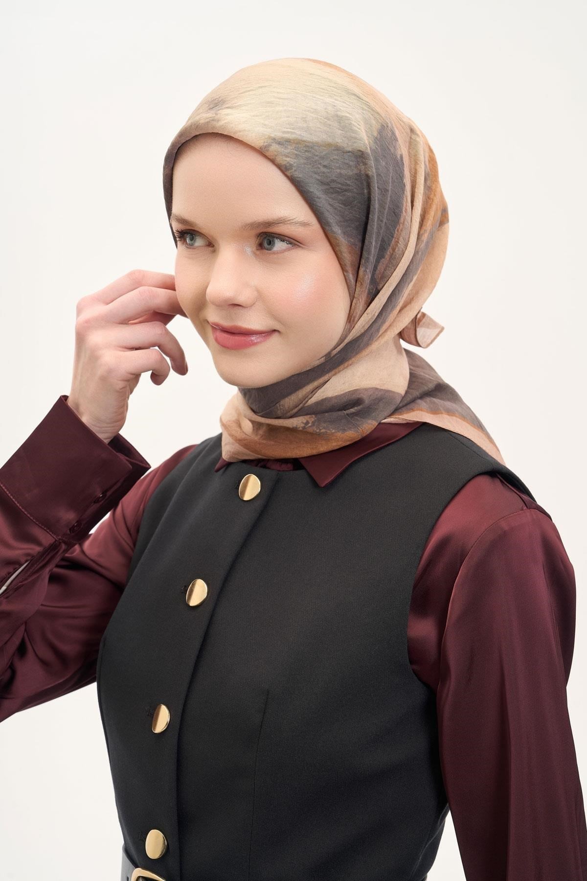 Olinda İpek Karışımlı Eşarp Soyut Desen Bej 90x90
