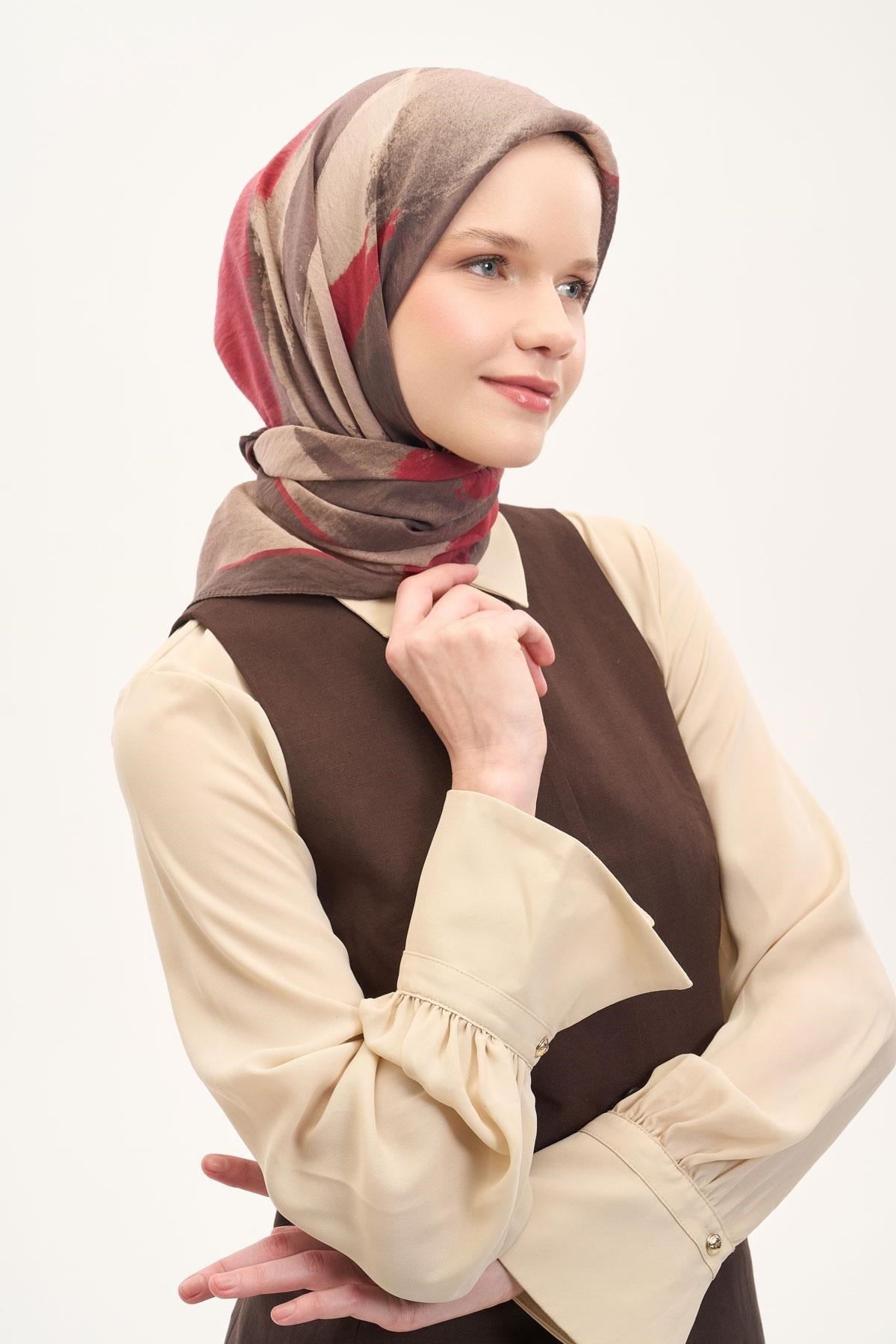 Olinda İpek Karışımlı Eşarp Soyut Desen Çilek Kırmızısı 90x90