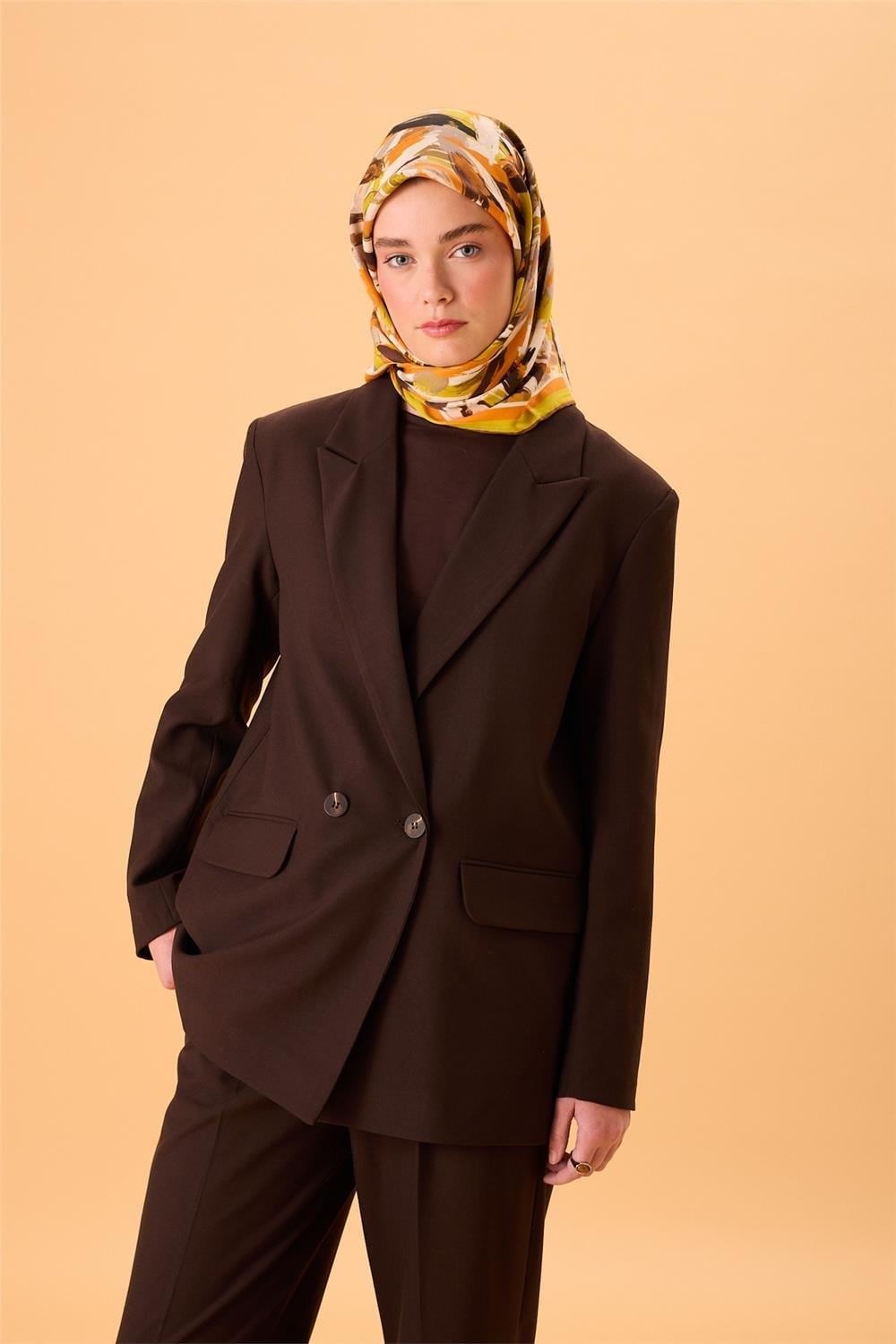 Organik Pamuk İpek Eşarp Asit Yeşili-Turuncu-Acı Kahve-Siyah-Gri Desenli Kaymaz Tok Duruşlu 90x90