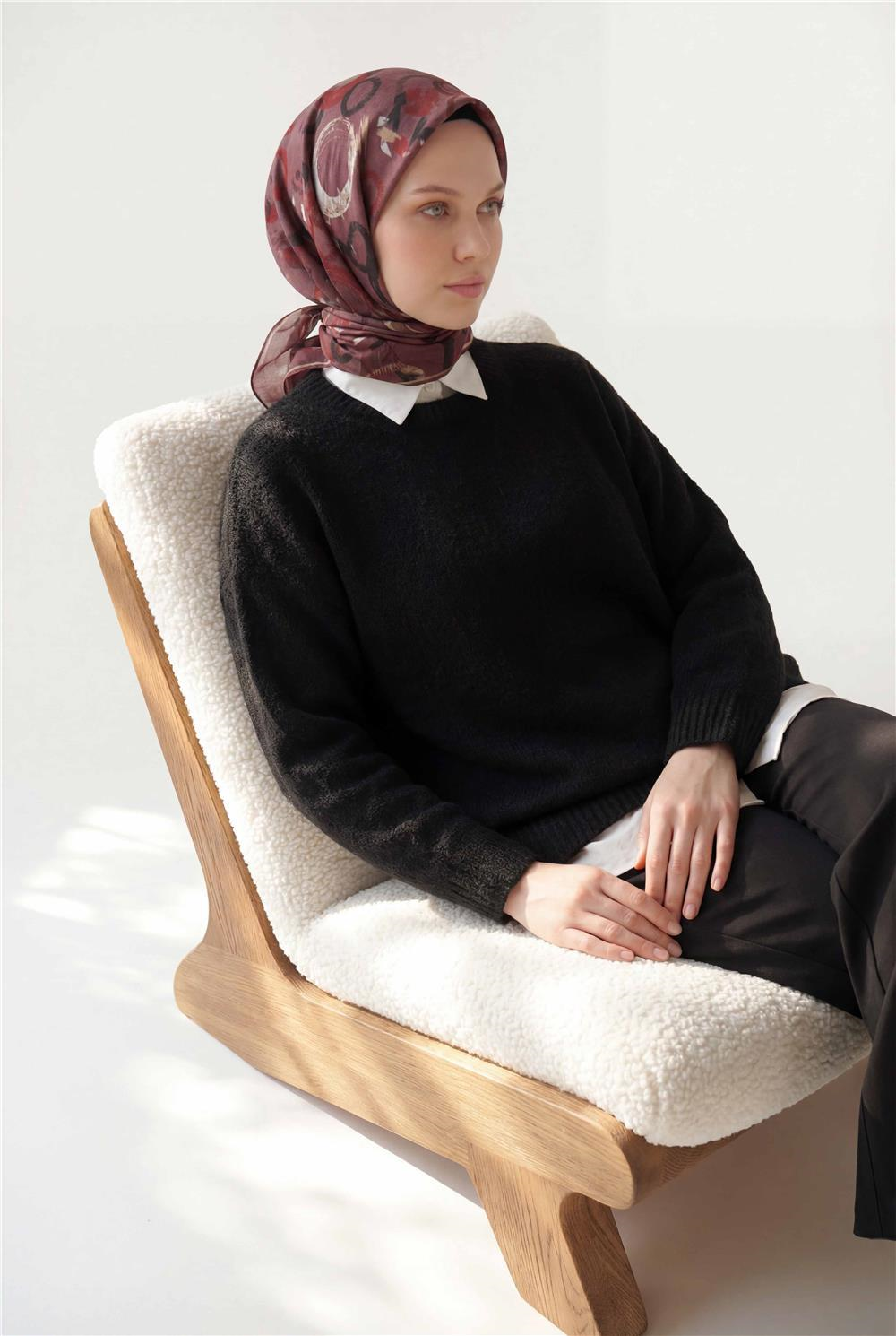 Pamuk Karışımlı Eşarp Kiremit Rengi Soyut Geometrik Desenli Soft Dokulu Kaymaz 90x90