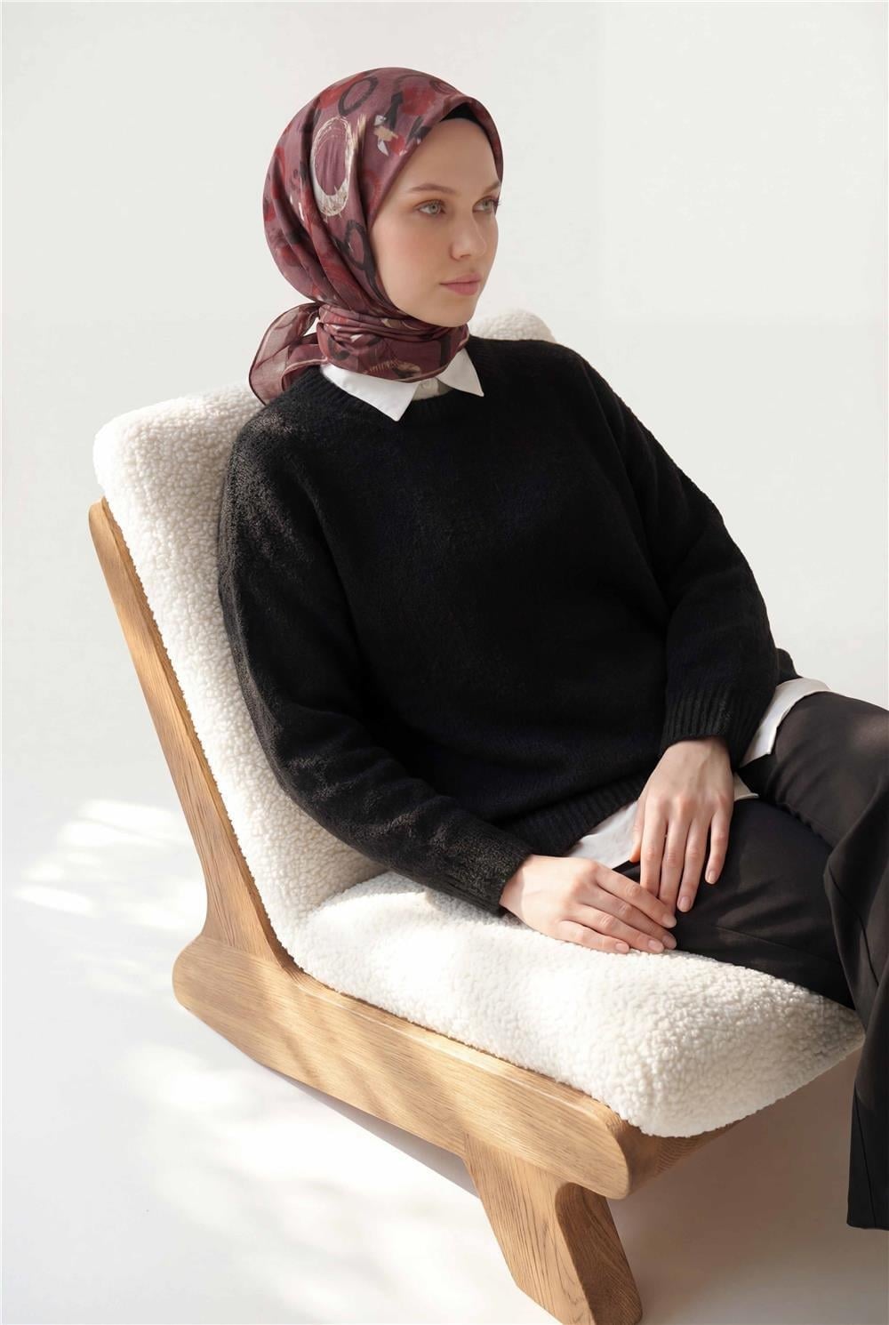Pamuk Karışımlı Eşarp Kiremit Rengi Soyut Geometrik Desenli Soft Dokulu Kaymaz 90x90