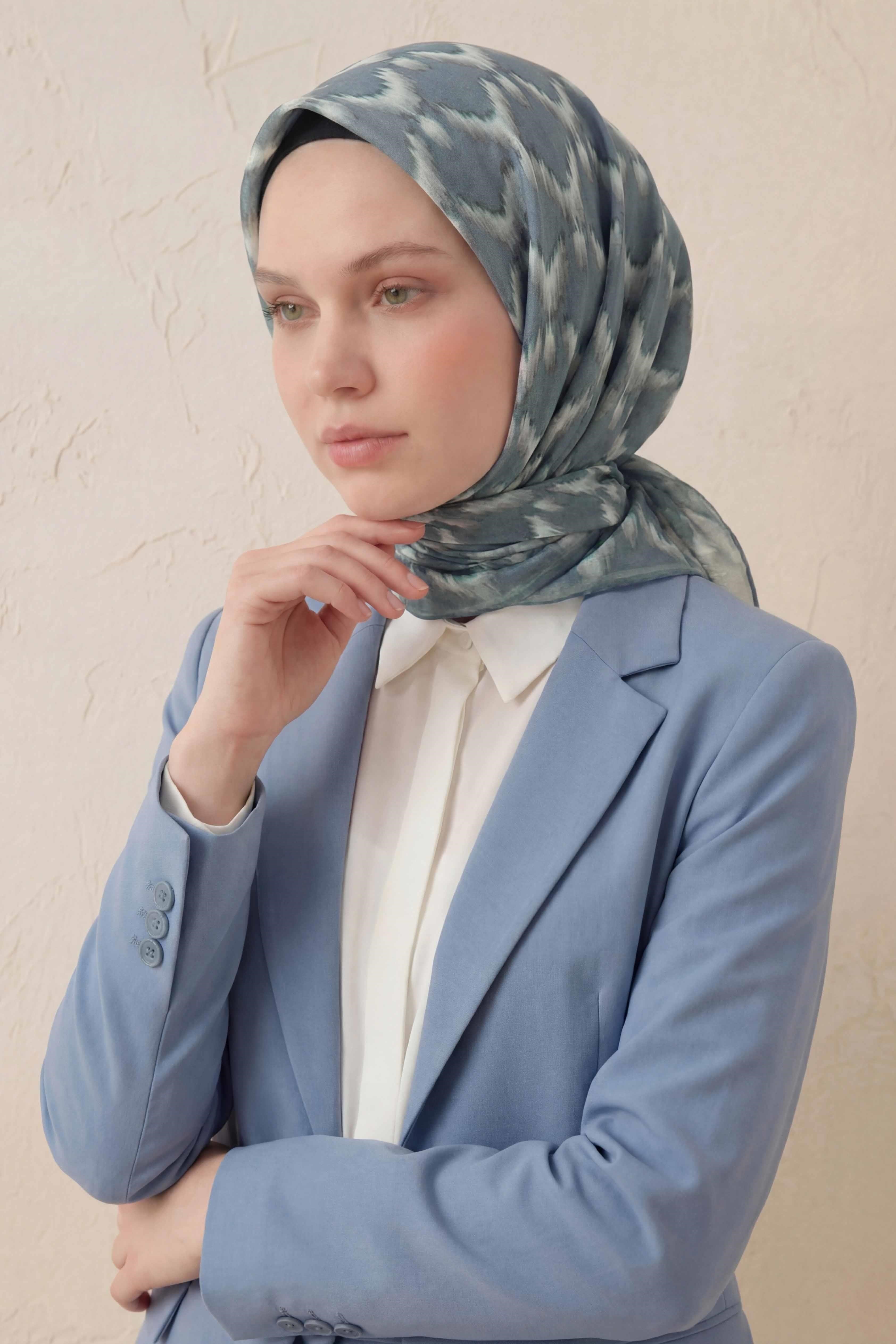 Pamuk Karışımlı Soft Eşarp Zikzak Akış Desen Çağla Yeşili 90x90