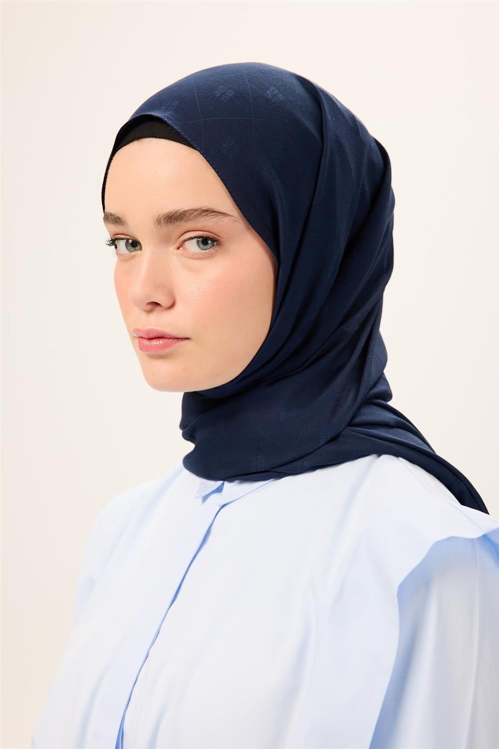Pamuk Polyester Liva Şal Lacivert Dokulu Nefes Alan Doğal Yapılı 90x200