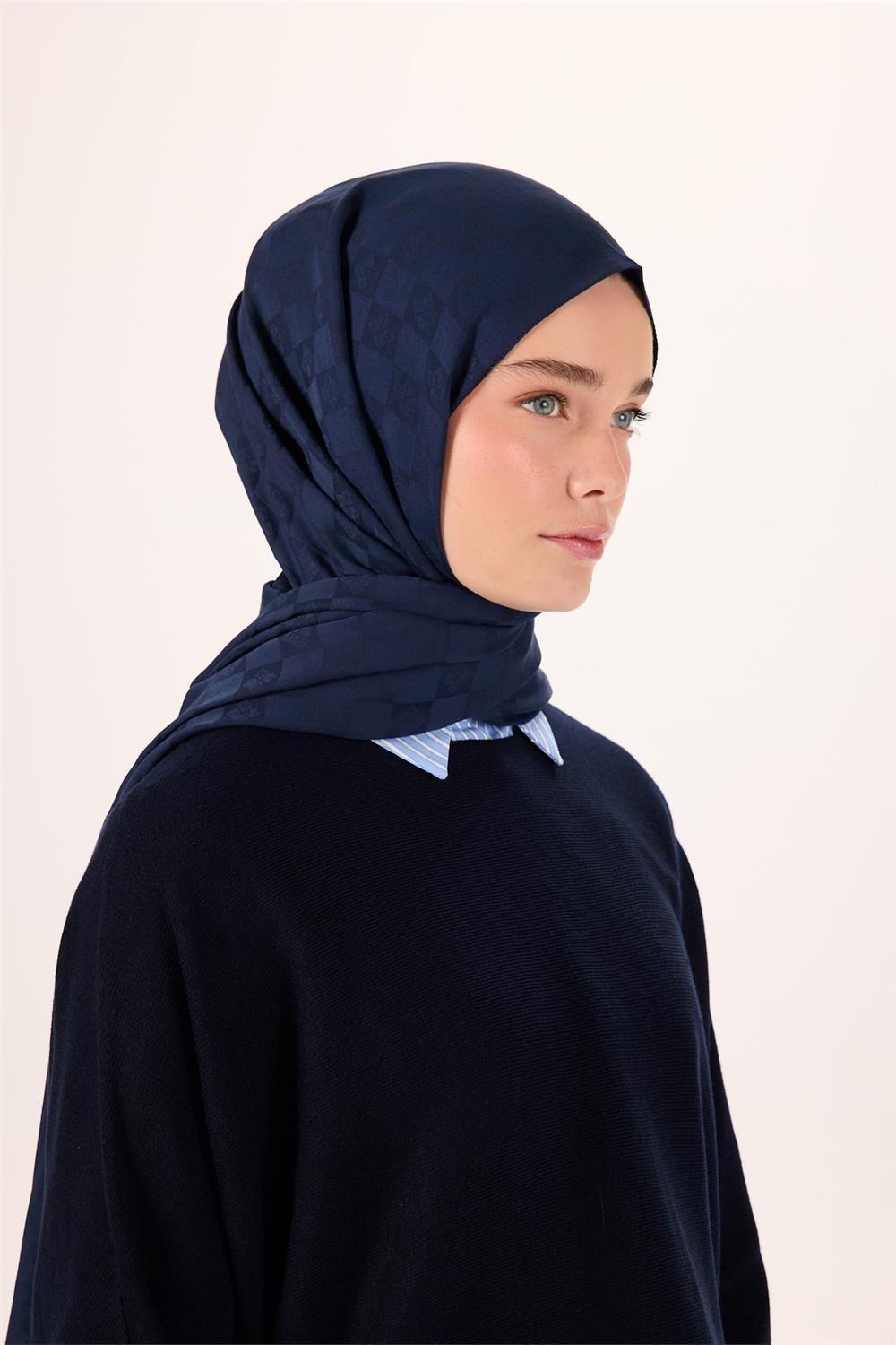 Pamuk Polyester Liva Şal Lacivert Dokulu Nefes Alan 90x200