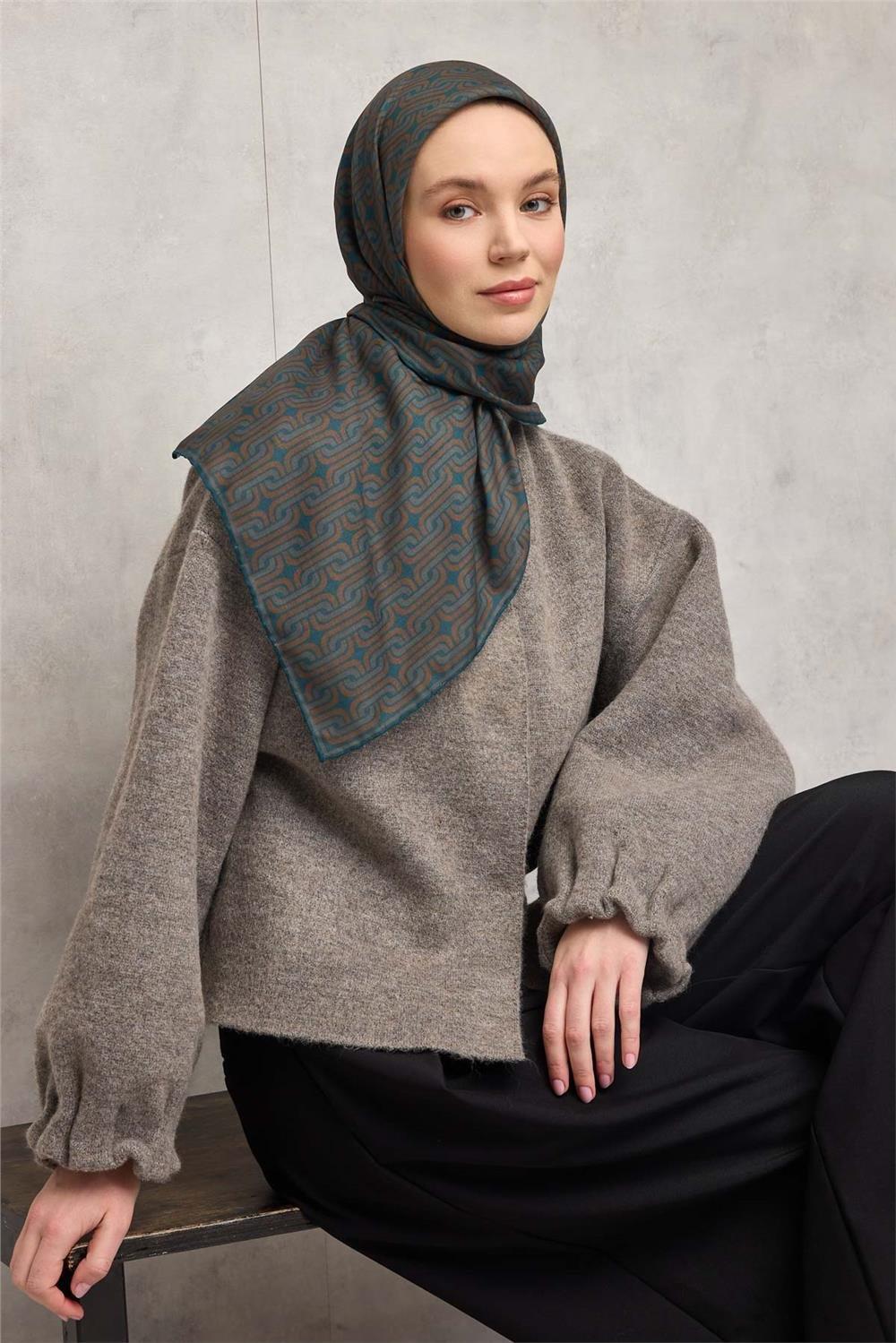 Pamuk Polyester Soft Eşarp Geometrik Desen Petrol Yeşili 90x90